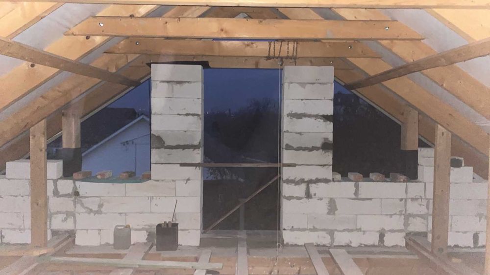 Будинок на Підзамчі(район ГРК"Ксенія")