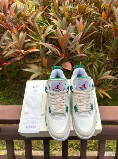 Jordan 4 Retro SB Pine Green R.41