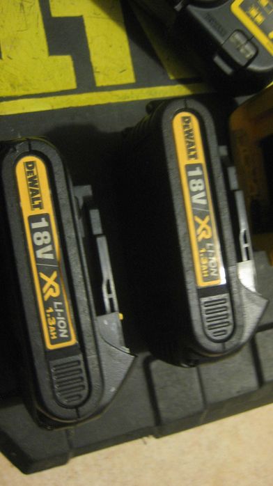Wkrętarka DEWALT DCD771C2 18V