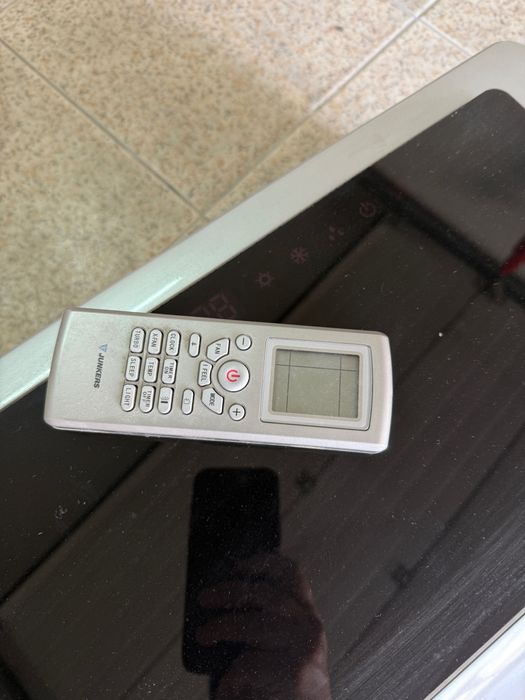 Ar condicionado, vendo unidade exterior e interior JUNKERS 5,3KW