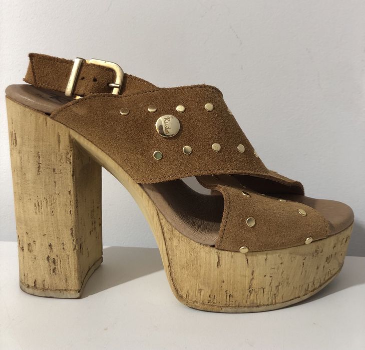 Sandálias Ruika - muito leves e bonitas