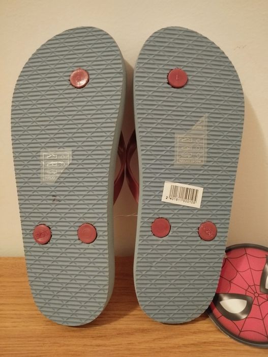 Chinelos Marvel Novos