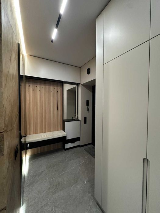 ПРОДАЖ розкішної квартири в КАРПАТАХ м. Яремче .