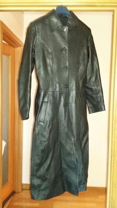 Casaco comprido de pele verdadeira