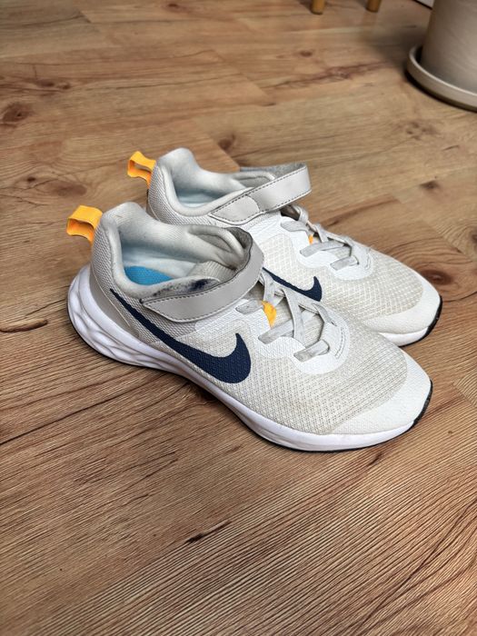 nike buty sportowe do biegania dla dzieci 33