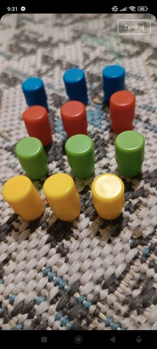 Pionki plastikowe