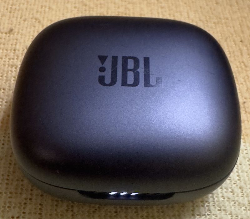JBL Live 2 Pro pretos