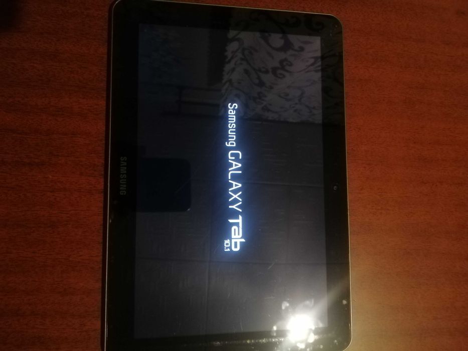 Планшет Samsung galaxy tab A10