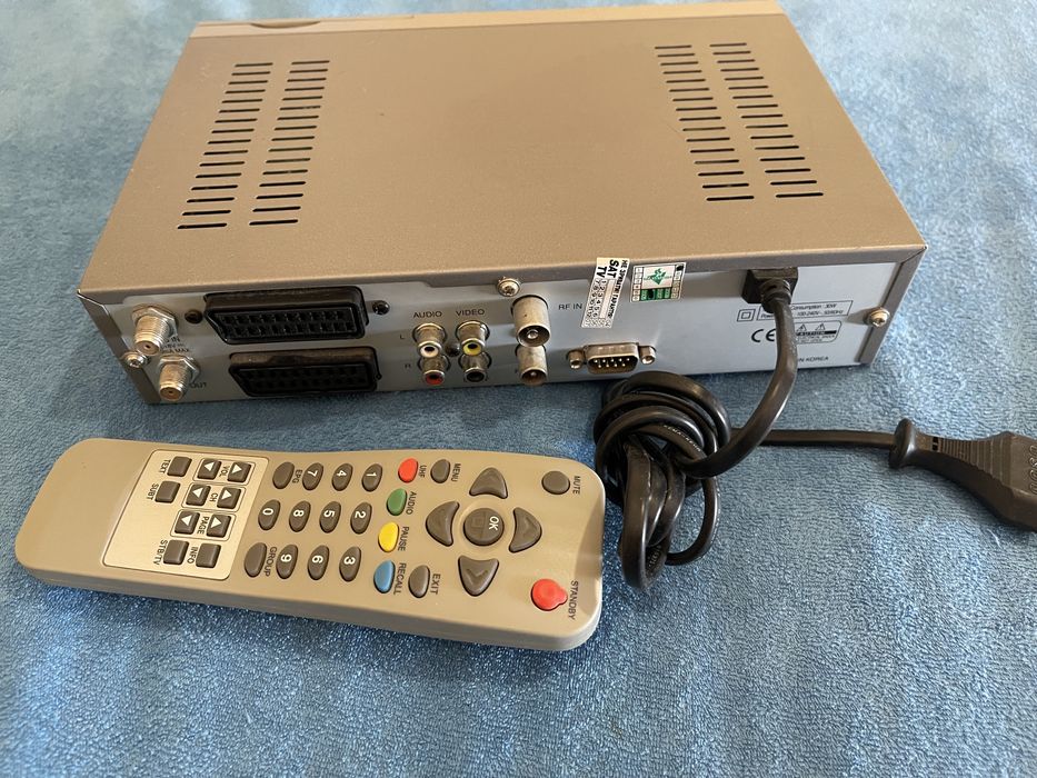 Супутниковий ресівер Openbox x-620