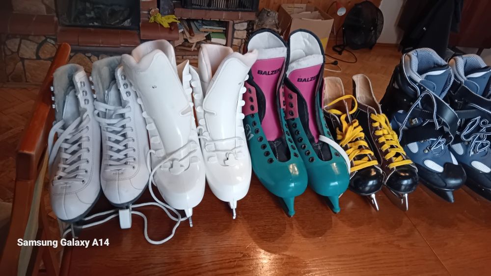 Łyżwy różne rozmiary .Tanio