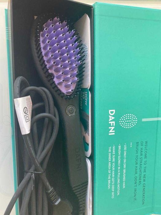 Escova/Prancha de esticar o cabelo - Nova - DAFNI