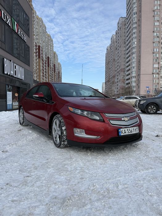 Оренда авто Шевроле Вольт (Chevrolet Volt) 2014року в максималці