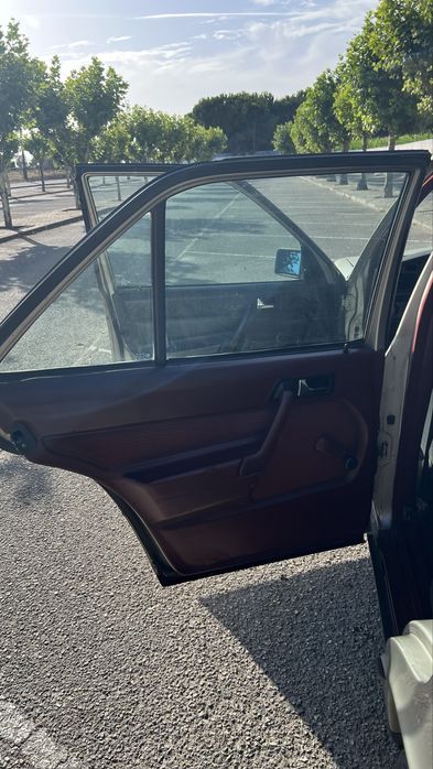 Mercedes 190D 1985 5V