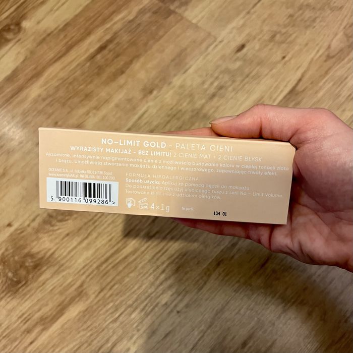 Paletka cieni do powiek GOLD