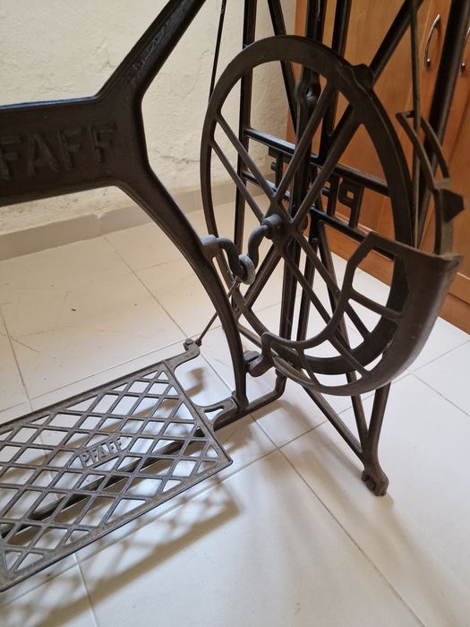 Vendo máquina de costura