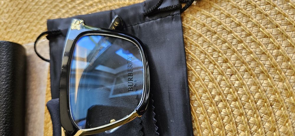 Okulary Burberry oprawki zerówki model unisex piękny model złoto
