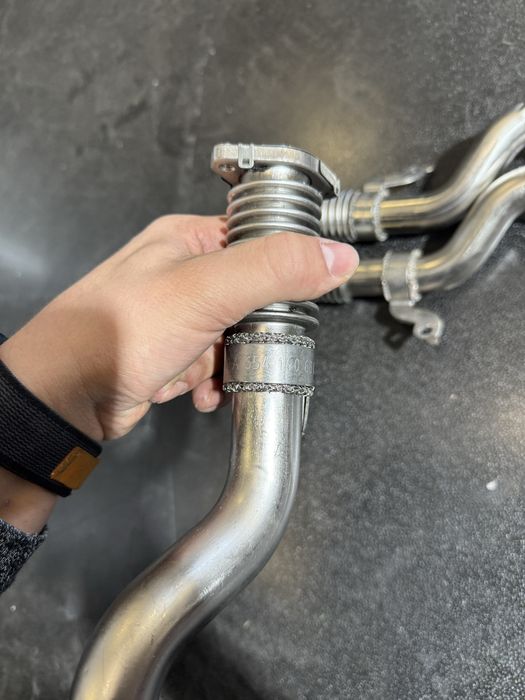Трубка трубопровод гофра клапана егр EGR Sprinter W907 910 654 2.0