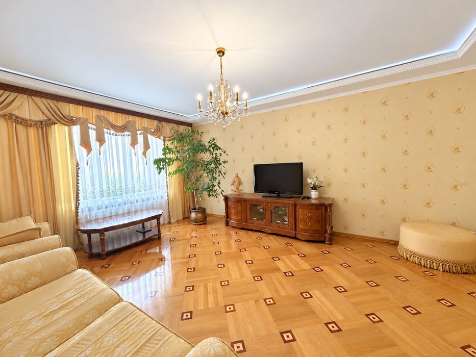 Оренда пентхауса на Поділлі