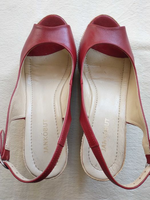 skórzane buty damskie bordowe