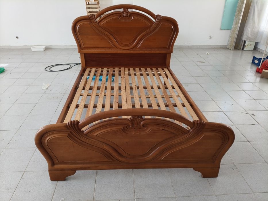 Cama de casal com colchão