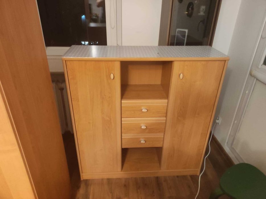 Szafa jasno brązowa, regał