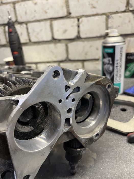 Аргонне зварювання. Ремонт піддонів,корпусів КПП,блоків, дисків