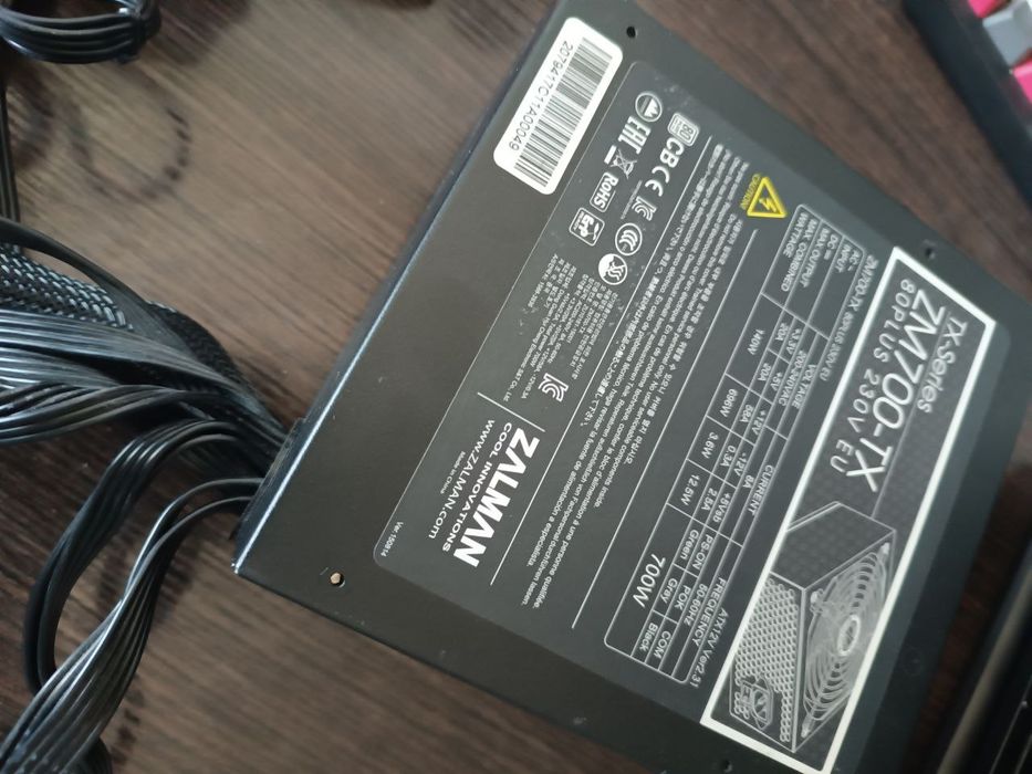 Блок живлення Zalman ZM700-TX 700W 80 PLUS
