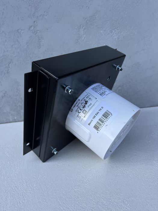 Витяжка прихованого монтажу з вентилятором під плитку