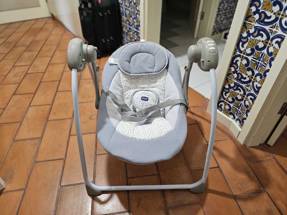 Cadeira de Baloiço Bebé Chicco Relax&Play Swing