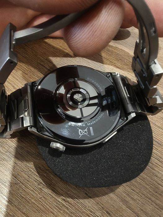 Hyuwaei watch GT3 pro Elite.