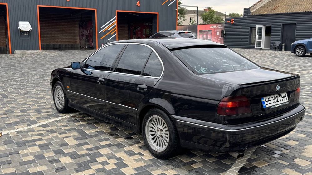 BMW E39 2.0.