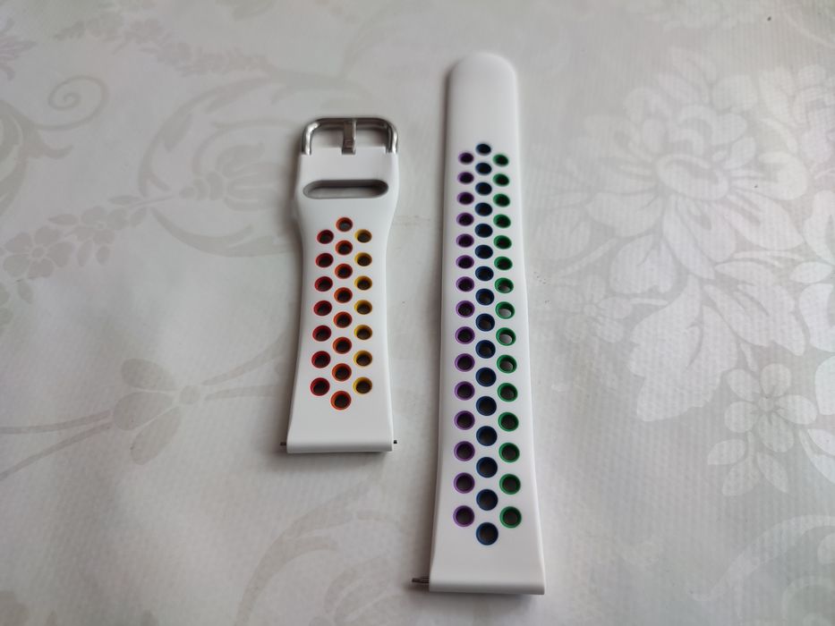 Śliczny pasek wymienny do zegarka sportowego 20mm - biały