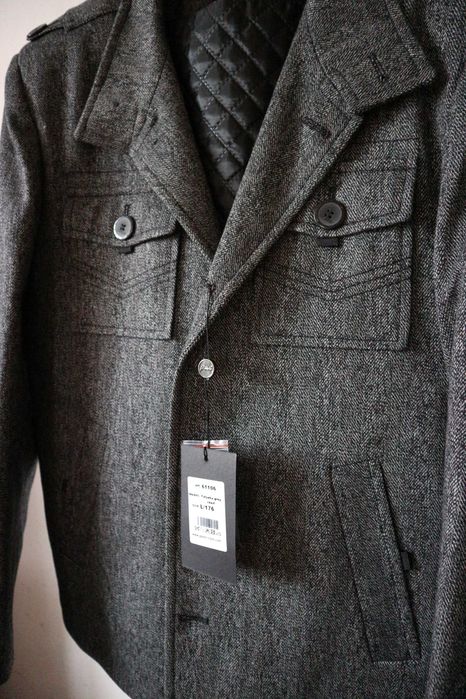 Пальто. Чоловіче. Розмір - L