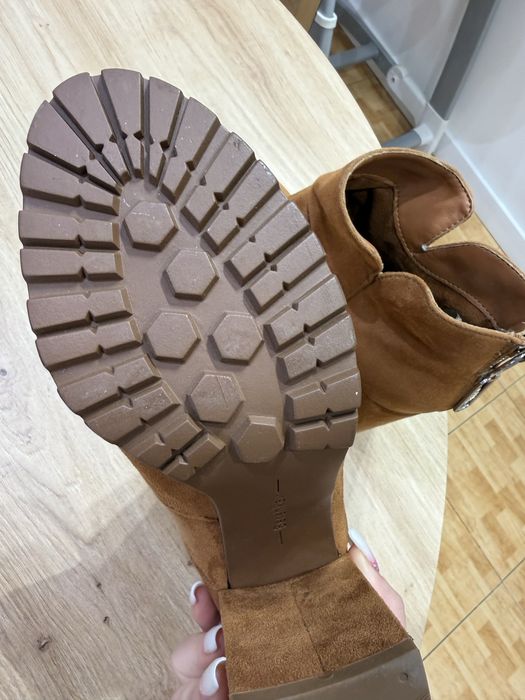 Nowe buty obcas rozmiar 39