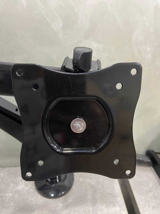 Настольное крепление для двух мониторов Brateck Black (LDT05-C011D)