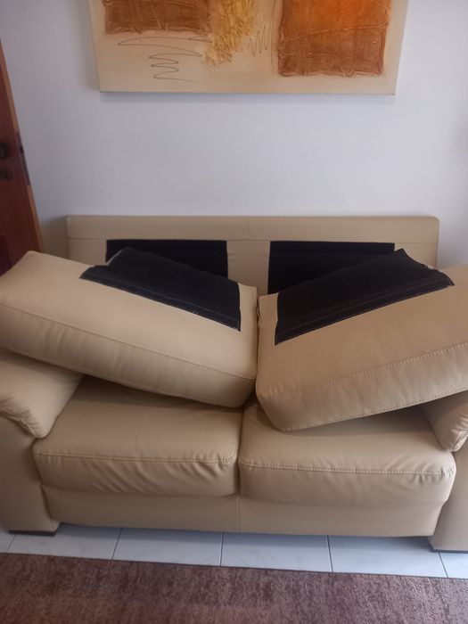 sofá 2 lugares  beige