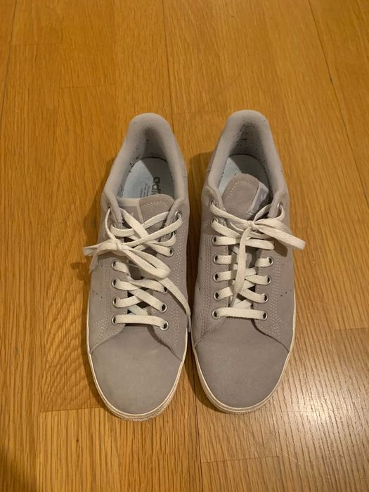 Ténis Adidas Stan Smith Cinzentos