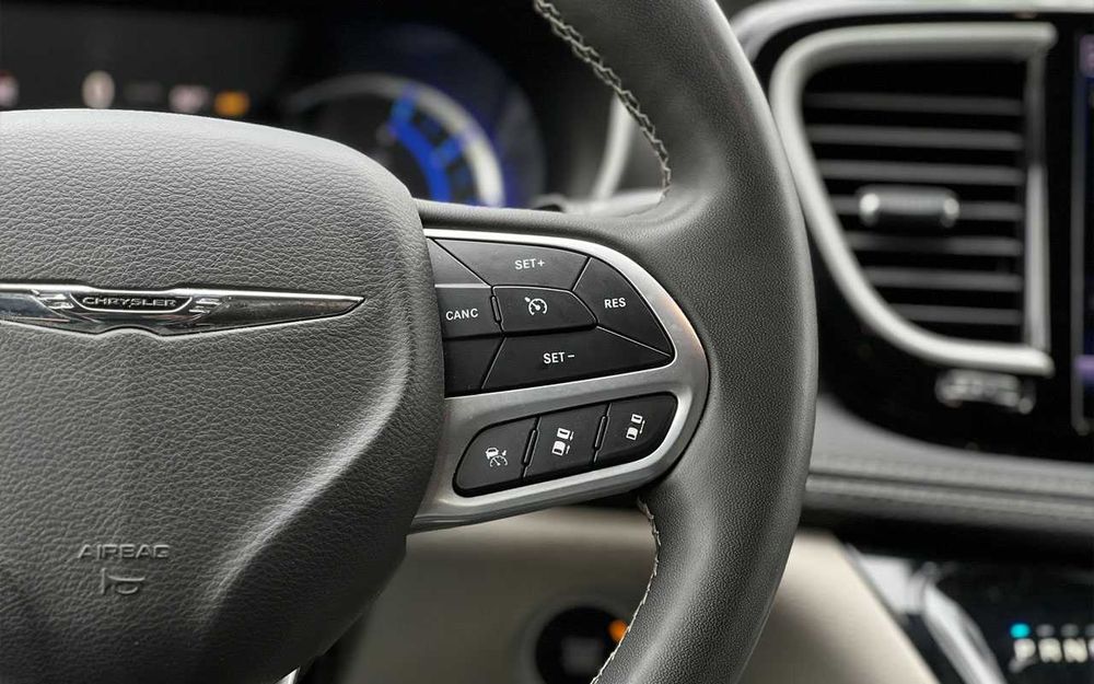 Chrysler Pacifica 2022
