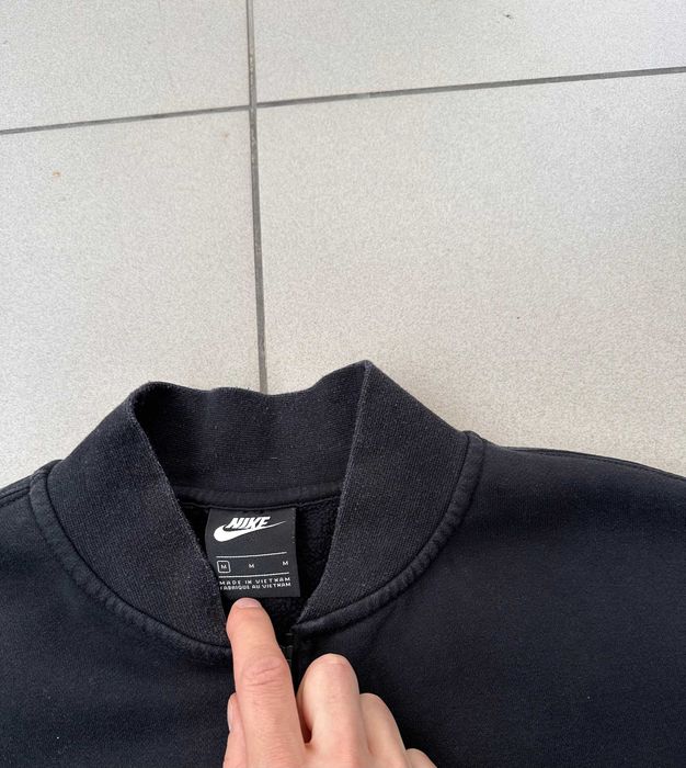 Bluza Nike rozpinana czarna r. M