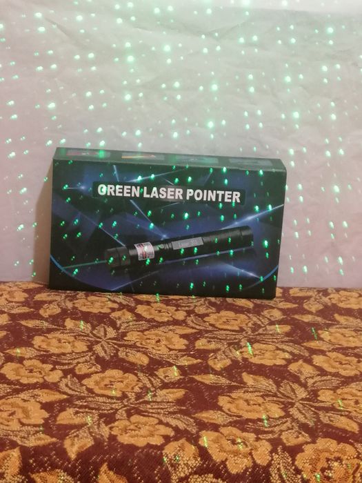 Laser wskaźnik laserowy zielony.