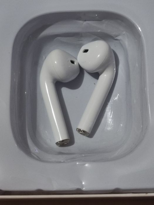 Бездротові навушники TWS i12 5.0 Bluetooth сенсорні з магнітним кейсом