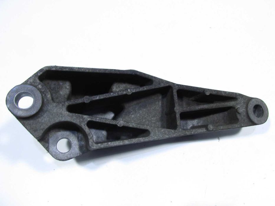 Łapa skrzyni biegów opel vectra c 1.9 cdti m32