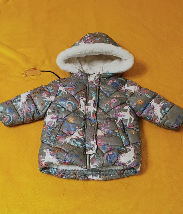 Курточка на дівчинку зимова,тепла