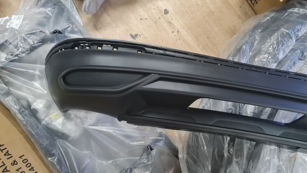 Задній бампер vw Tiguan II губа низ заднего бампера Накладка Тігуан 2