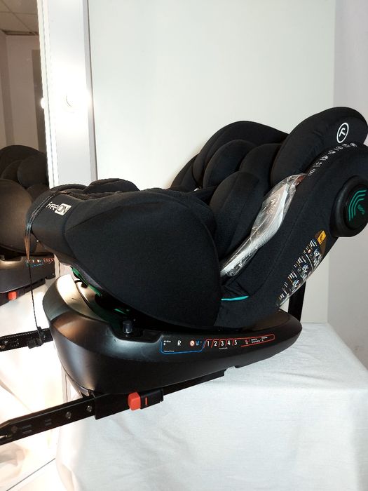 Автокрісло від народження  до 36 изофикс + поворот FREEon Ultima
