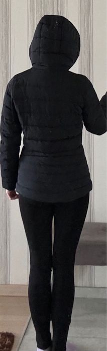 Продам куртку жіночу пухову Colins