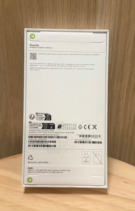 Apple iPhone 16e 128GB White