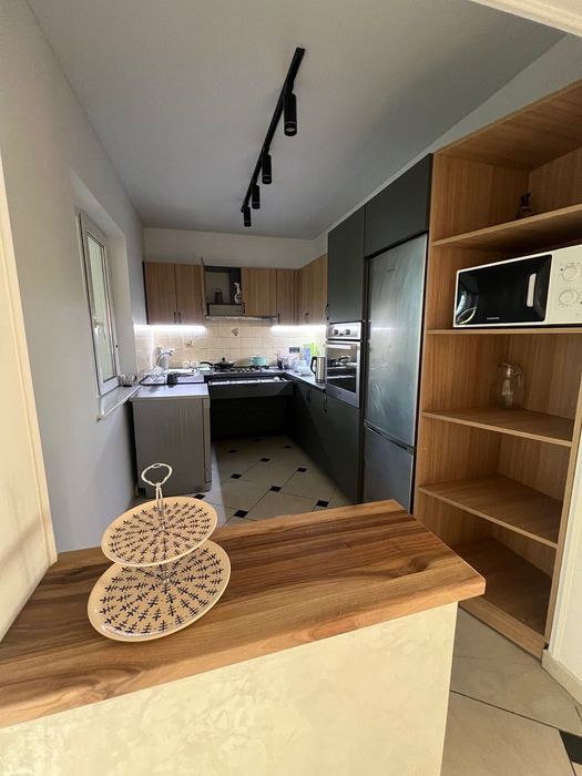 Оренда будинку в 2 км від Чернівців посеред ландшафтного дубового гаю