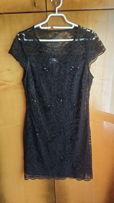 Sukienka damska mała czarna mini koronkowa Lipsy London L 40 nowa