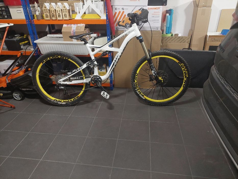 Specialized enduro comp b650